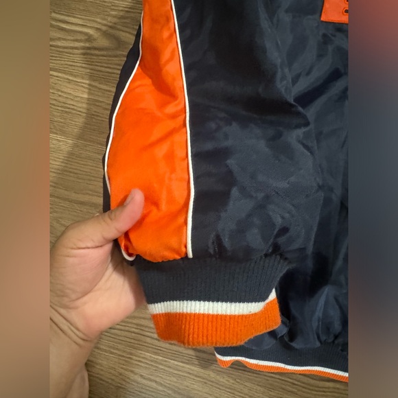 NFL Bears Jacket - Picture 4 of 7